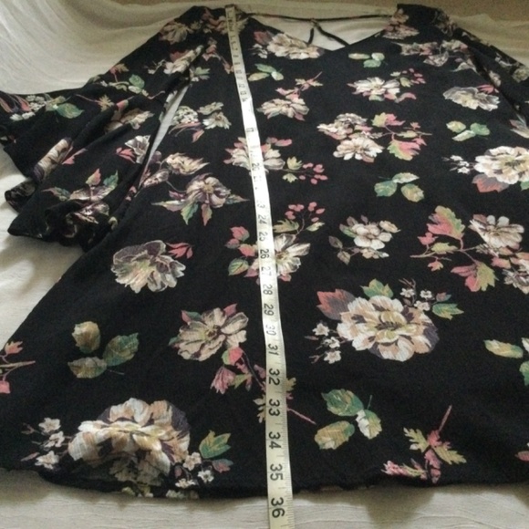 Fun Flowy Floral Dress, Strappy Low Back, Amazing Bell Sleeves, MTS Size S, Boho - Picture 8 of 15